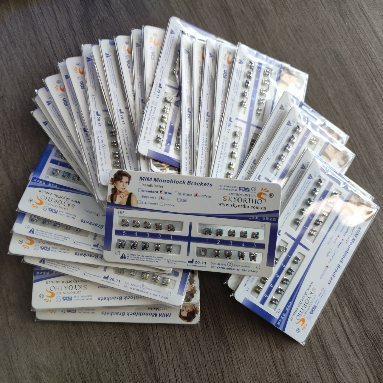50 Packs Dental Brackets Braces Mini Roth 022 no Hook Mesh Base MIM Ultrathin