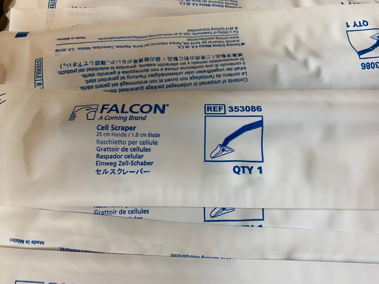 CORNING FALCON Cell Scraper 25cm Handle 1.8cm Blade Sterile 353086 (167/cs)