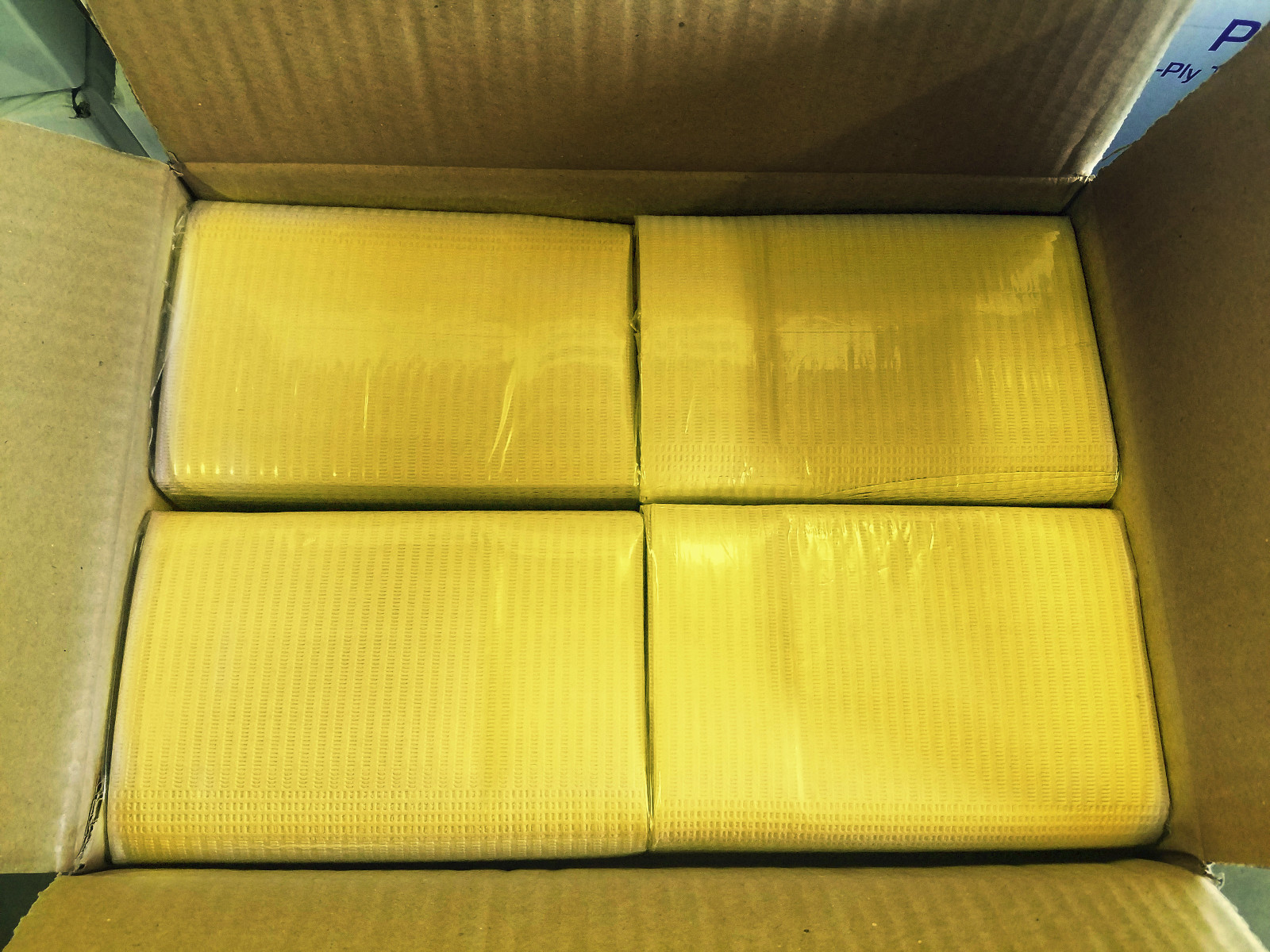 1000 Yellow (2+1)Ply Patient Bibs Towels Polyback 18×13 TATTOO DENTAL MEDICAL