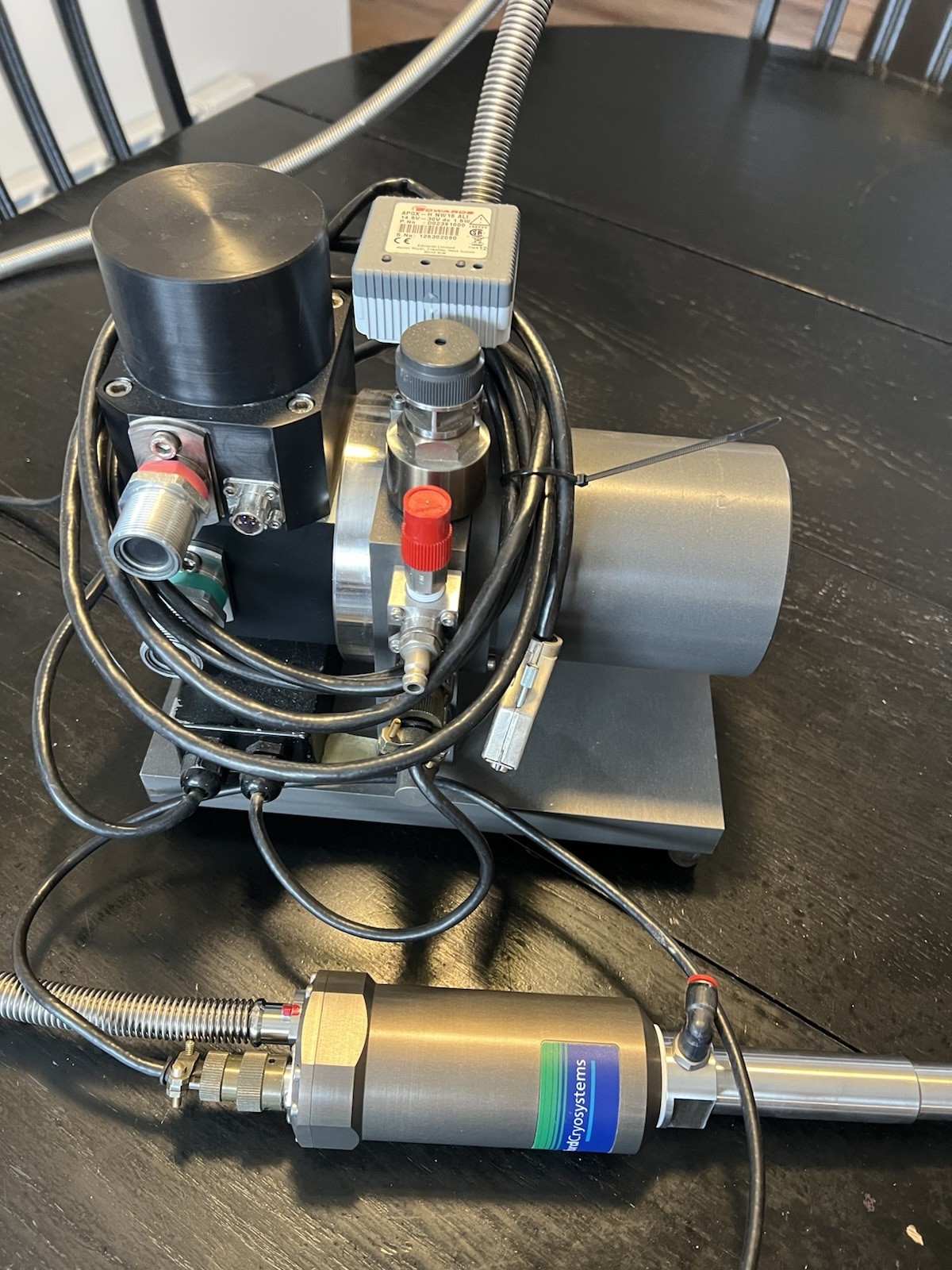 Used Oxford CryoSystems Cobra Non-Liquid Nitrogen Gas Cryostream 80-400 Kelvin