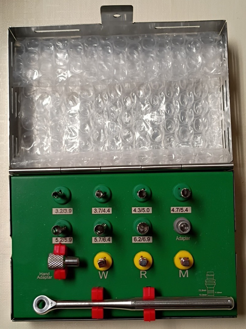 Implant Fixture & Fractured Screw Removal Kit