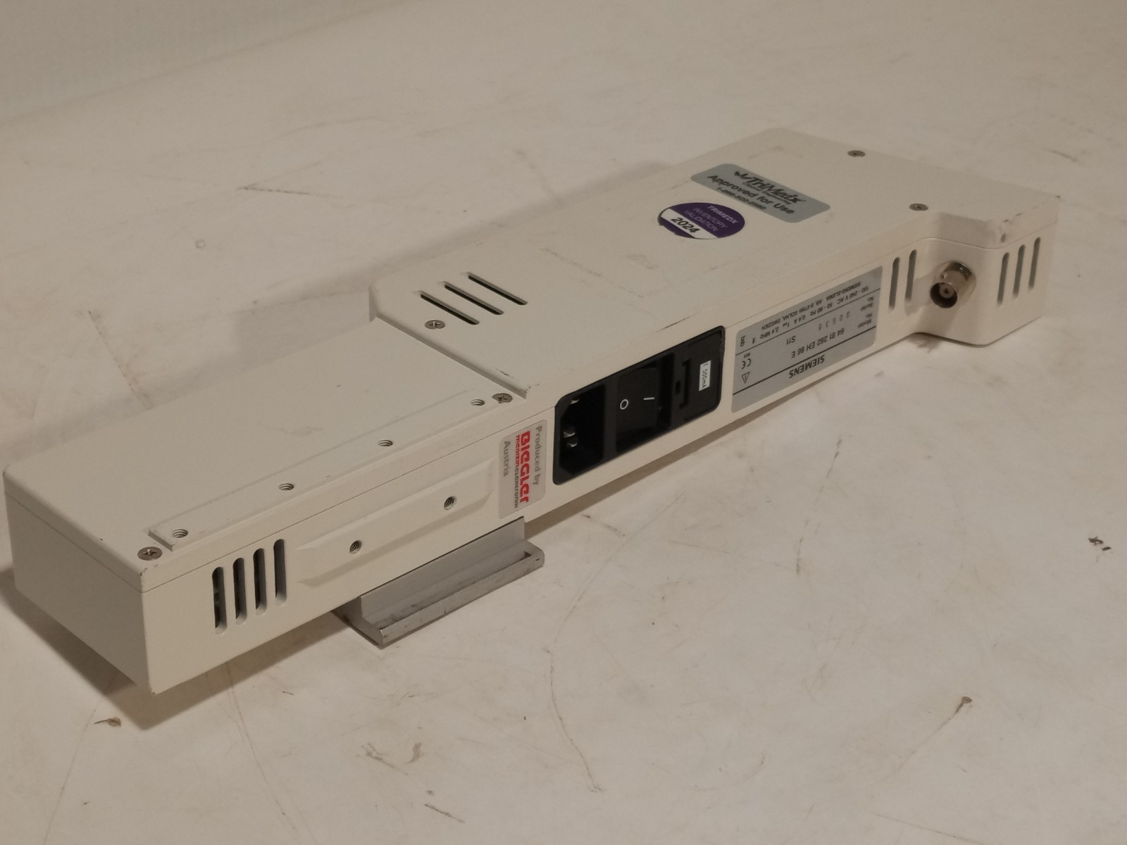 Siemens-Elema/Biegler Sun 145 64-81-282-EH-86-E Device, 100-240VAC, 50-60Hz