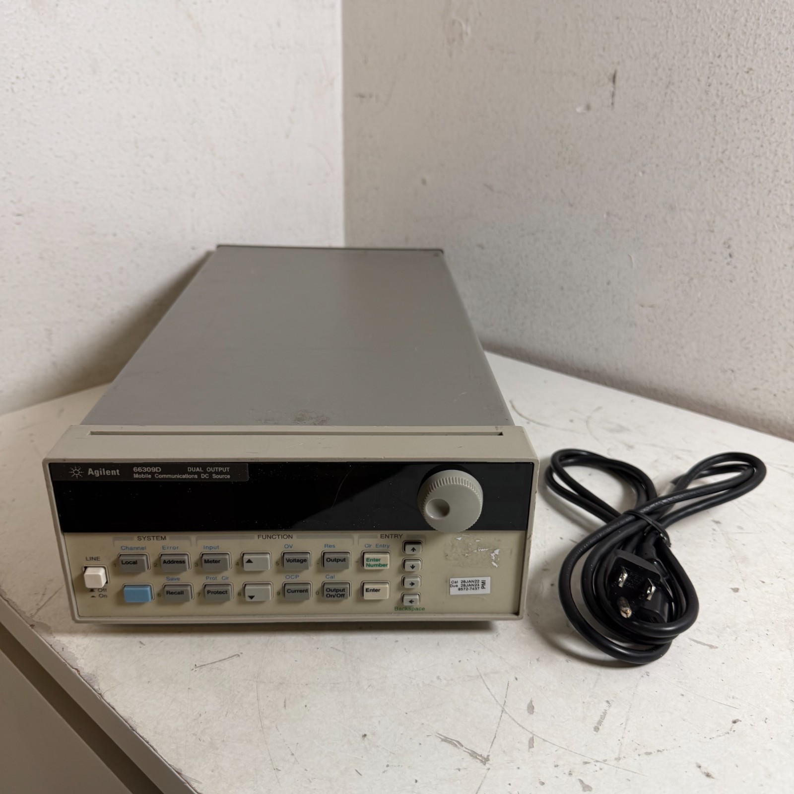 Agilent 66309D Beige Dual Output 50/60 Hz Mobile Communications DC Source