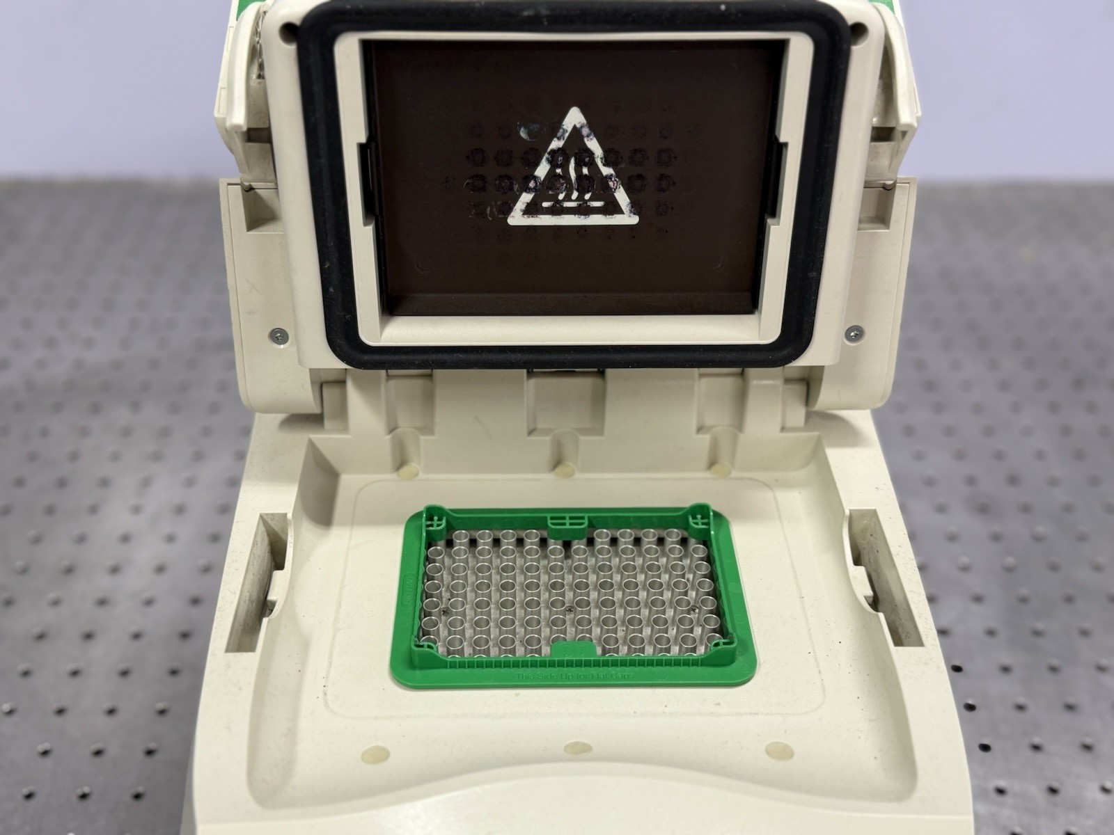 Bio-Rad T100 Thermal Cycler – Touchscreen OK, Self-Test Passed, 4097h, 2012