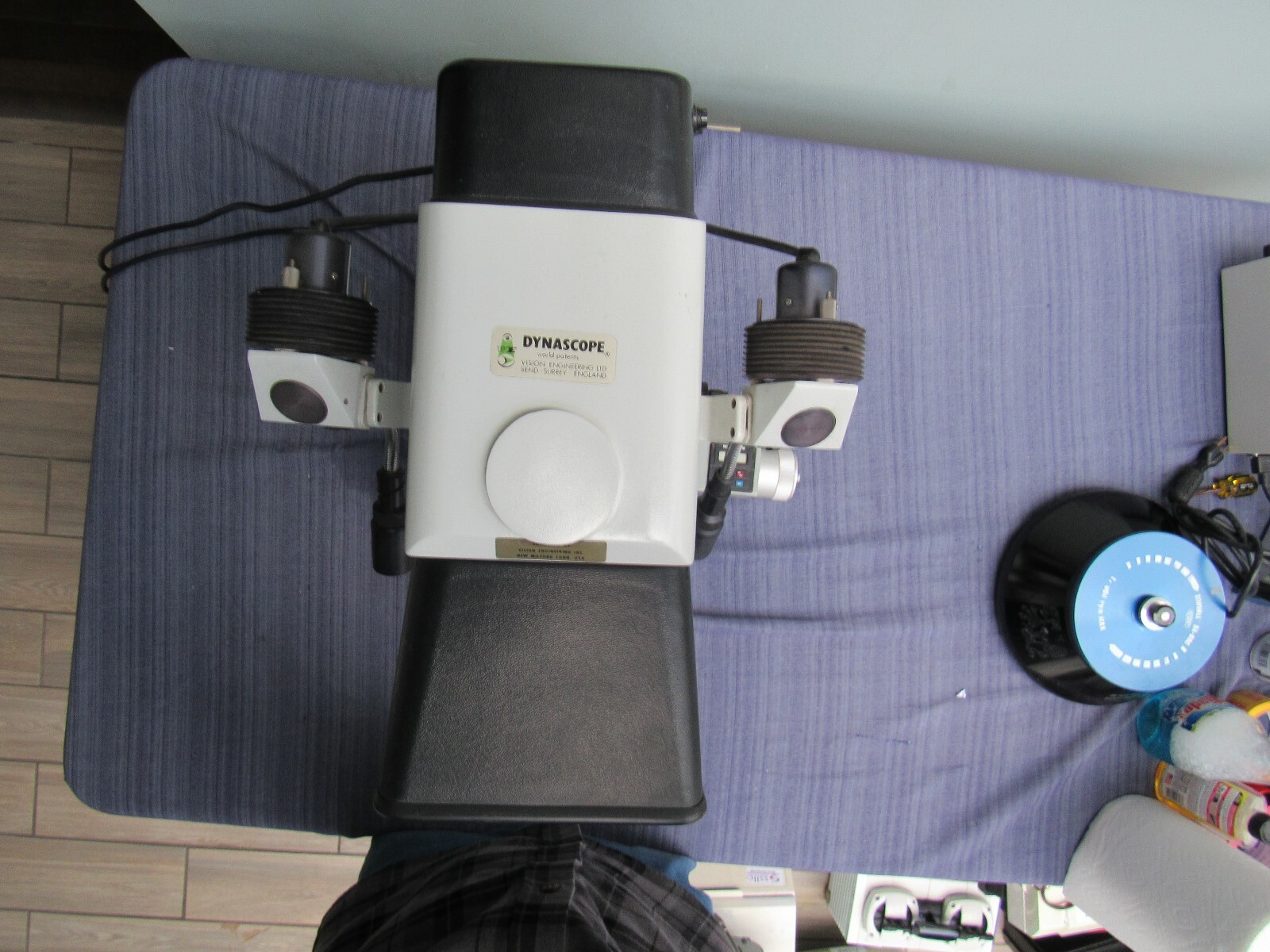 Vision Engineering Stereo Dynascope with stand, 4 optics.