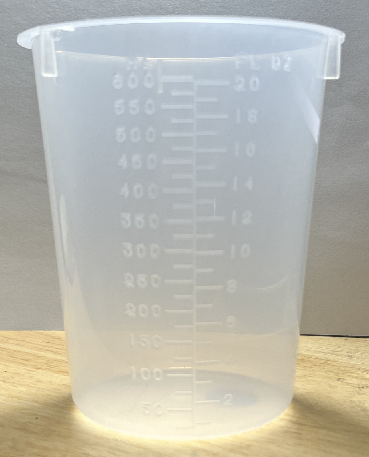 Graduated Beaker – Polypropylene – 600 mL – 600mL – Lot Of 4 Beakers