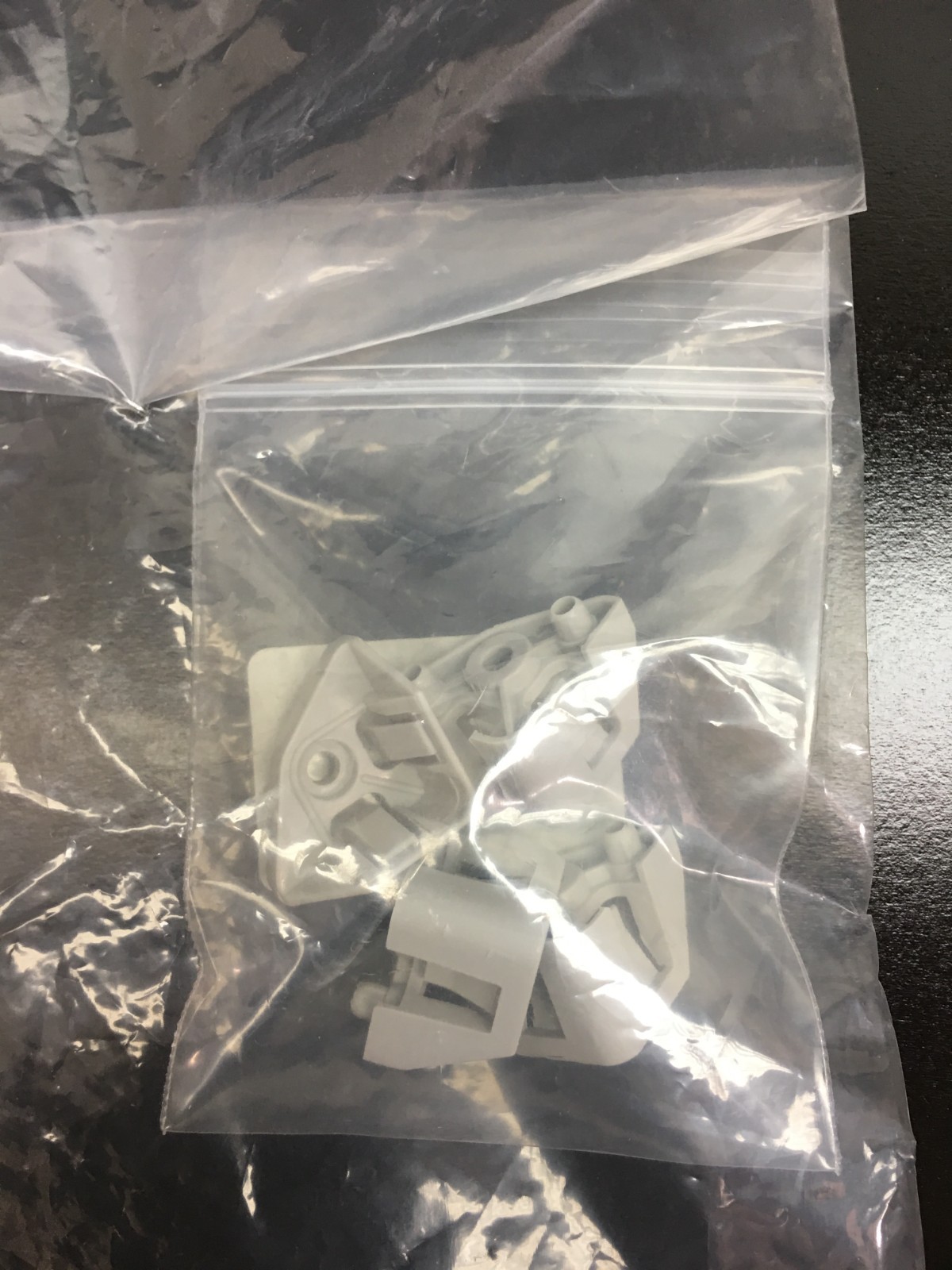 Hamilton Cat No 92080-02 LOCATOR PLATE CORNER GRAY Lot 4 PCS