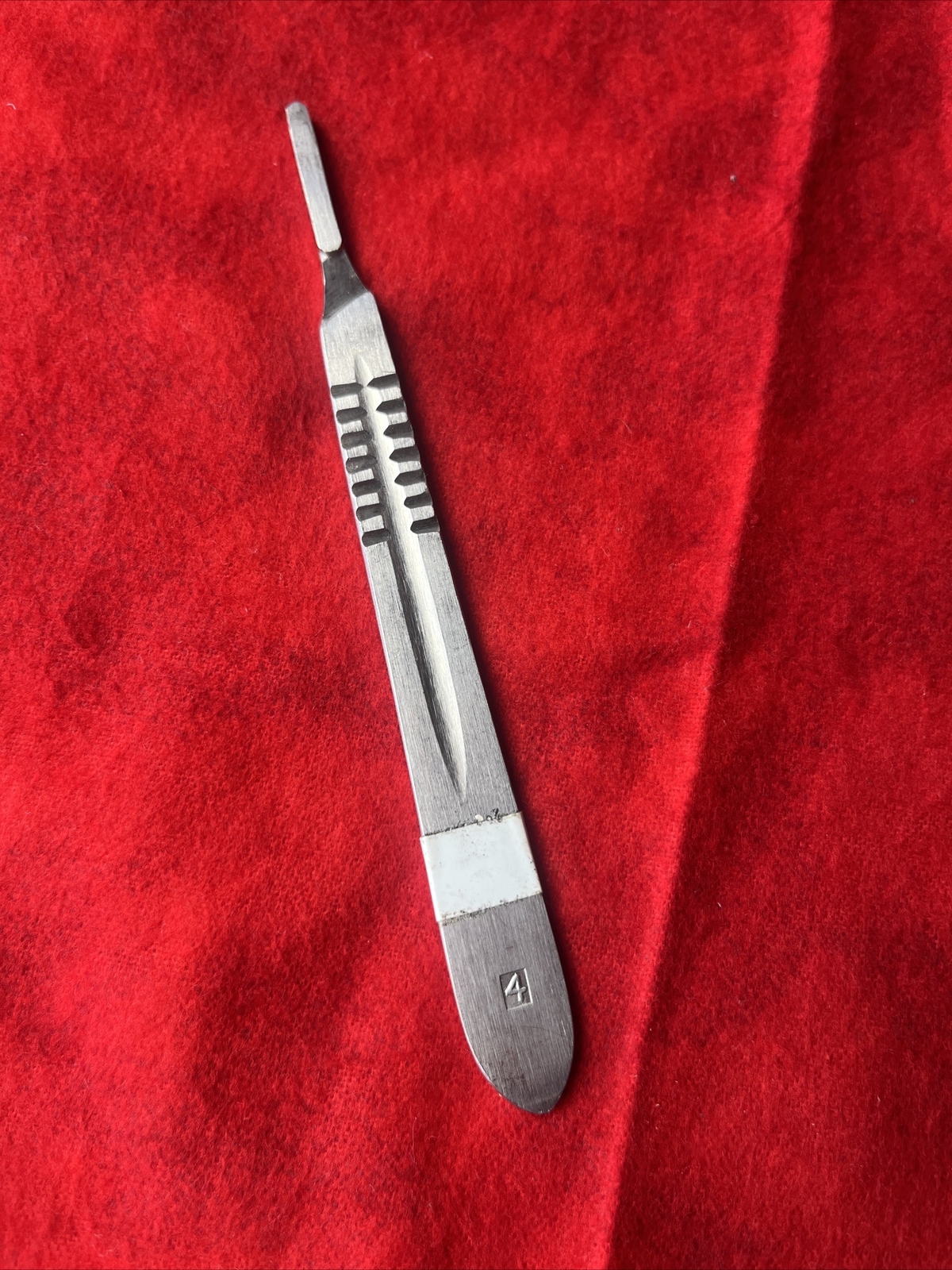 5-1/2″ STAINLESS STEEL SURGICAL SCALPEL HANDLE #4 (t68)