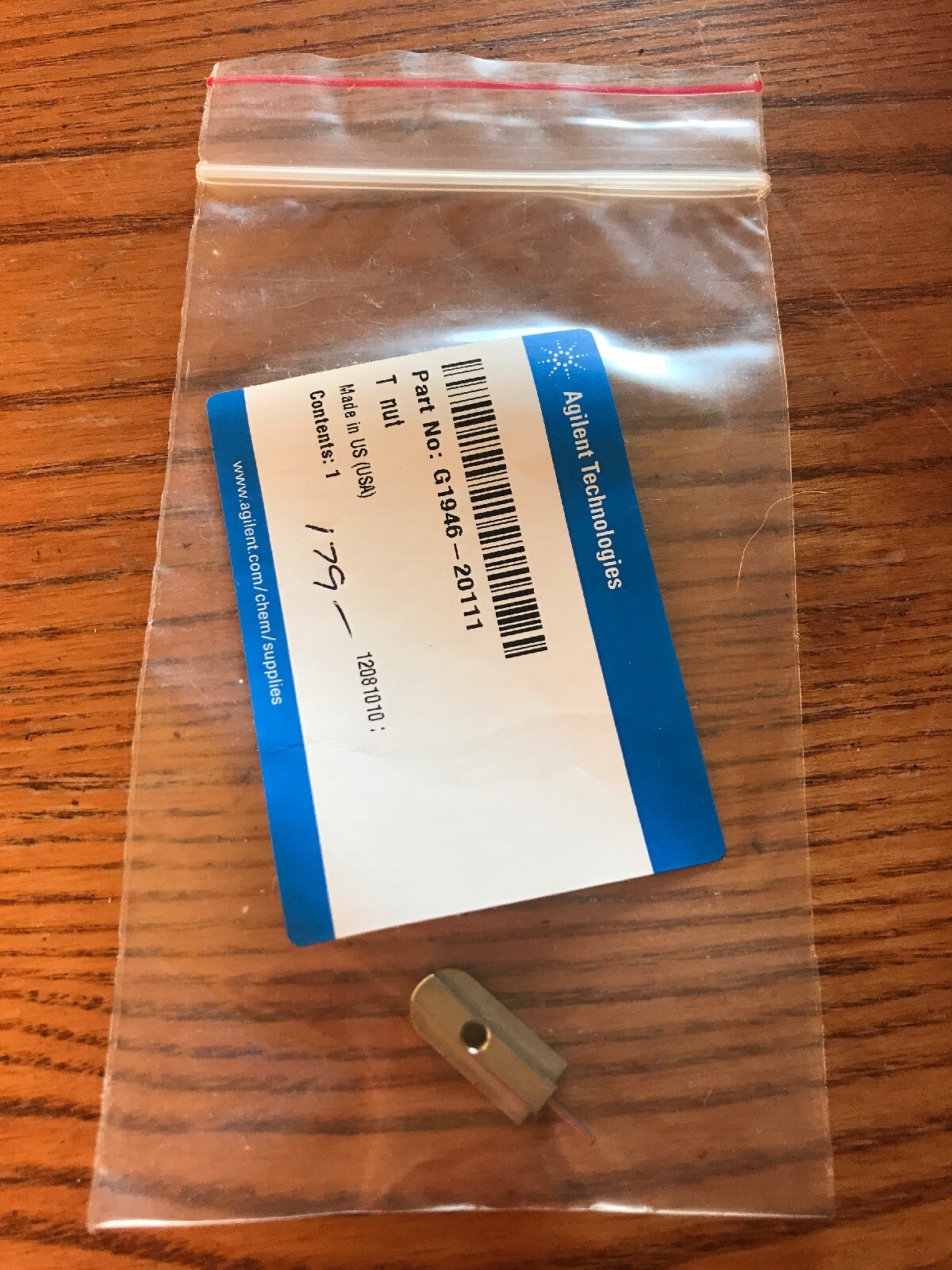 Agilent G1946-20111 Spray shield end plate mounting T nut NEW MSRP: $218