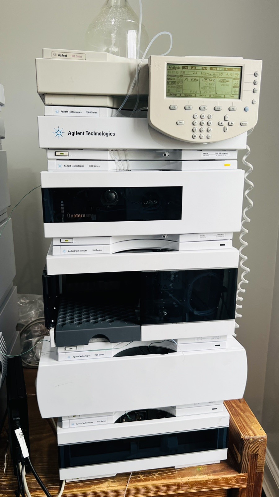 Agilent 1100 HPLC Tested System. PC w/ OpenLab, Lab advisor. Method