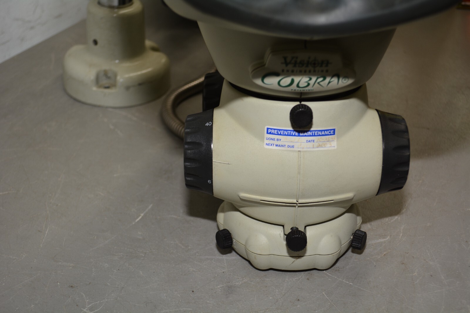 ^ Vision Engineering Cobra Stereo Zoom Microscope #X2152