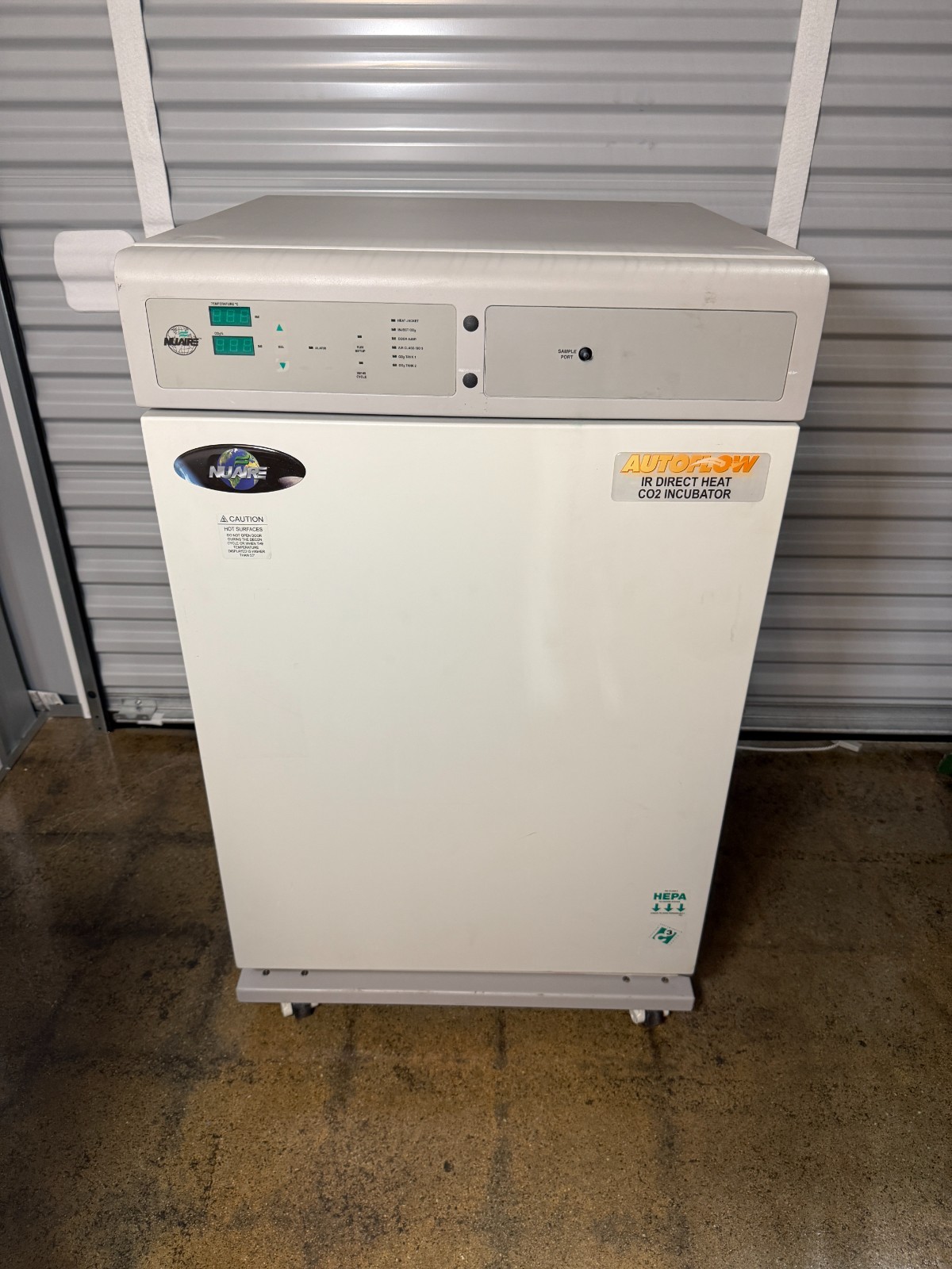 NuAire AutoFlow IR Direct Heat CO2 Incubator NU-5510 Series 5 with Rolling Cart