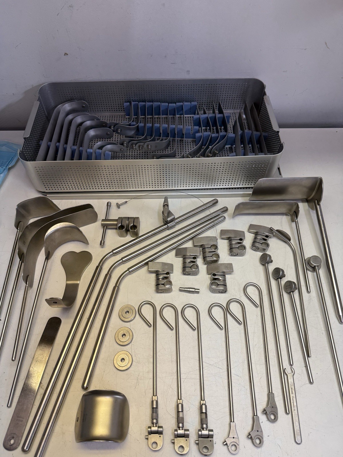 Thompson Farley Surgical Retractor Set with Sterilization Case Radiolucent