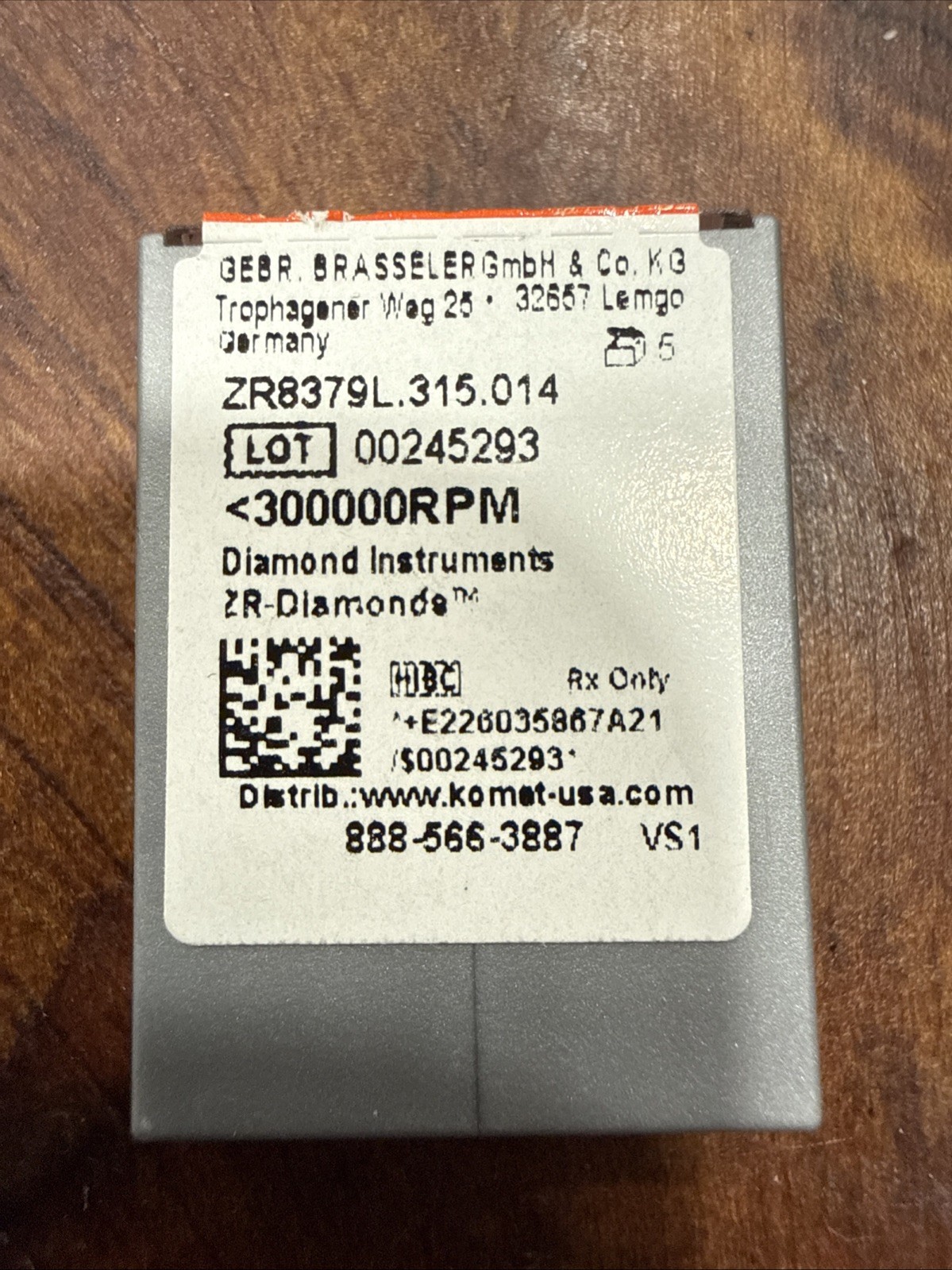 Komet Zirconia Football Diamond Long Brand New In Box