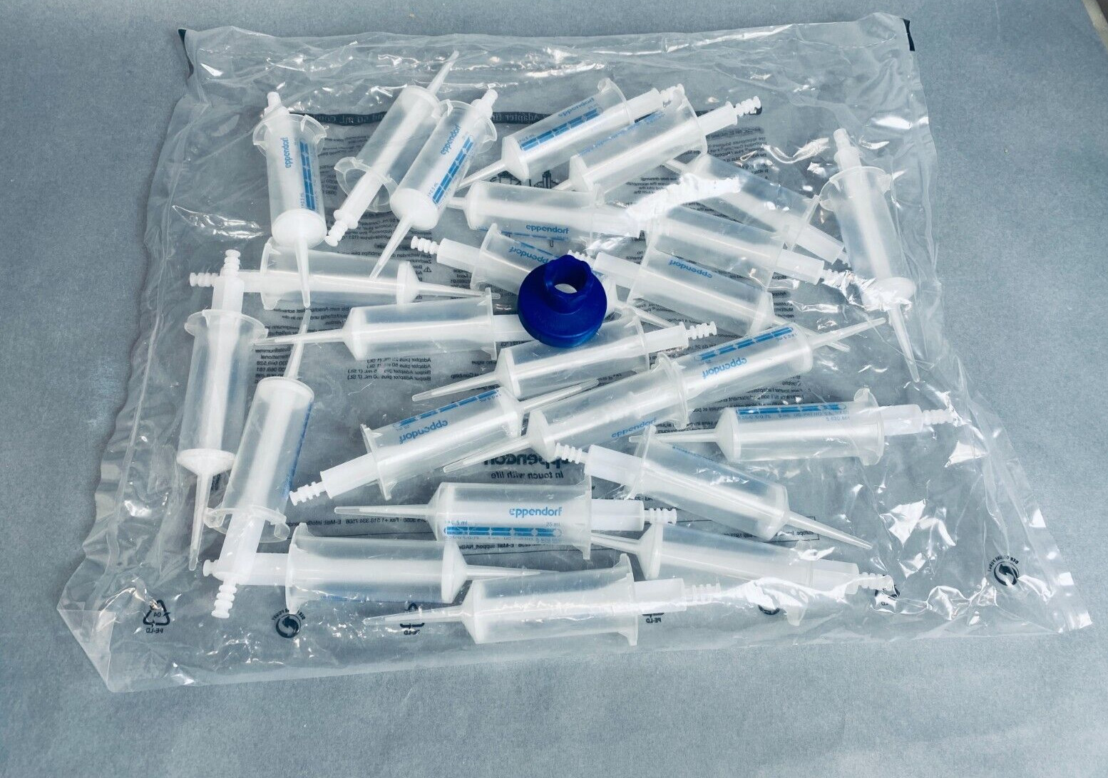 Eppendorf Combitips Plus 25 ml with Adapter Total of 100 Tips
