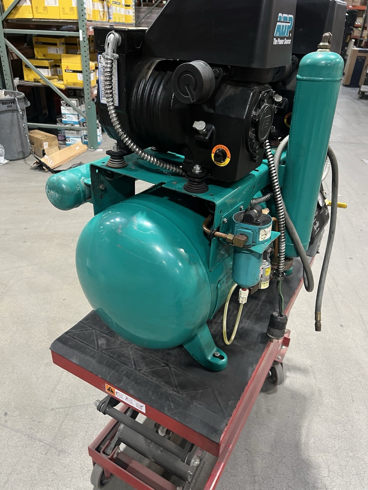 Dental Air Compressor. Apollo by Midmark L42 – 20 Gallon – Air Dryer