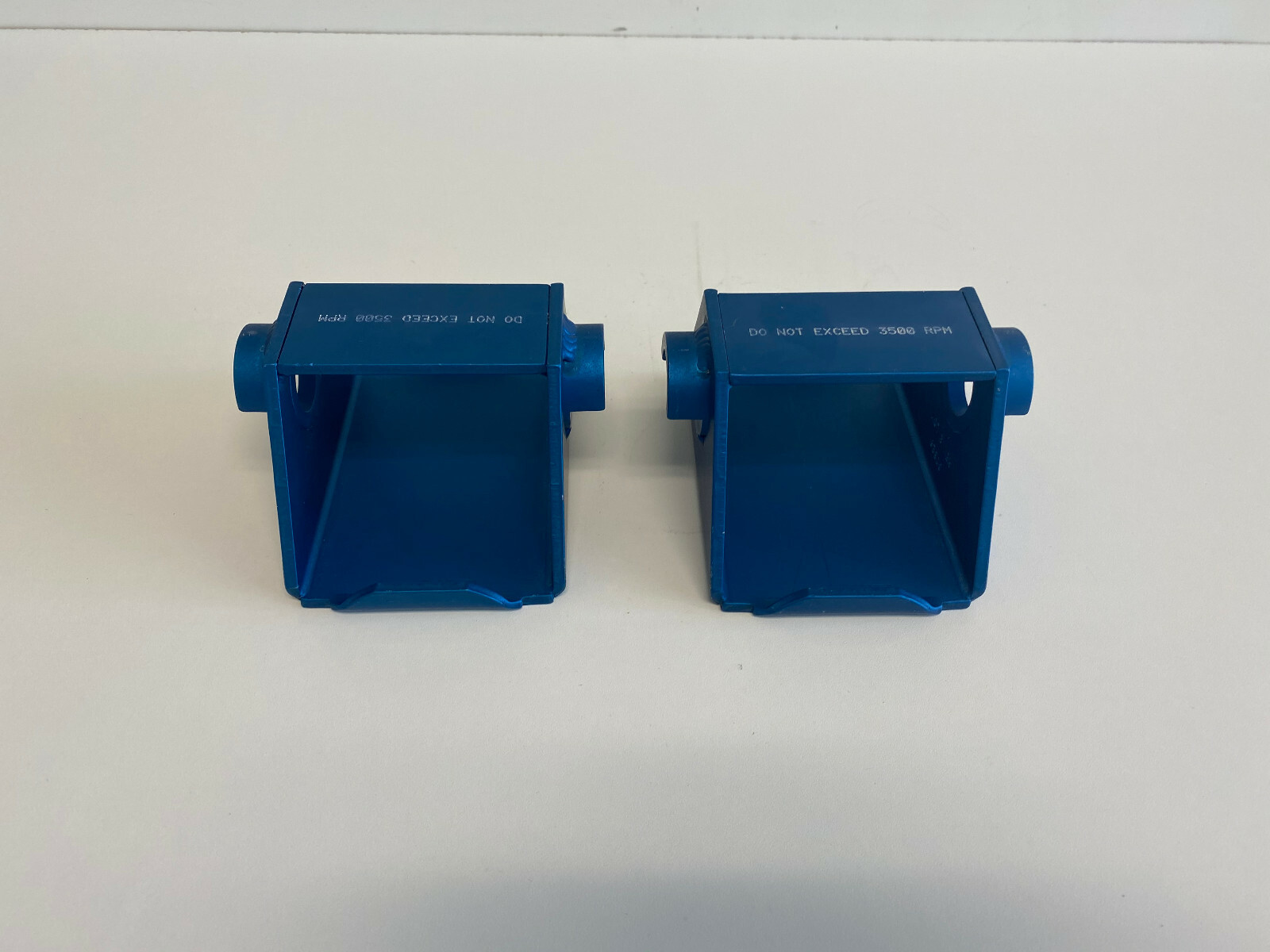 C2: Set of 2 Thermo Electron Microplate Carrier Model 5785 397.0gms