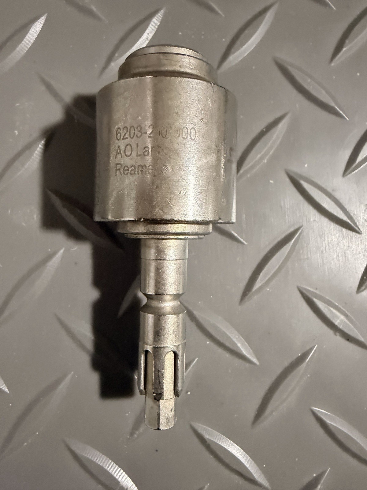Stryker 7205, 7207, 7208 System 7 Drill With Other Attachments (12 Pcs)