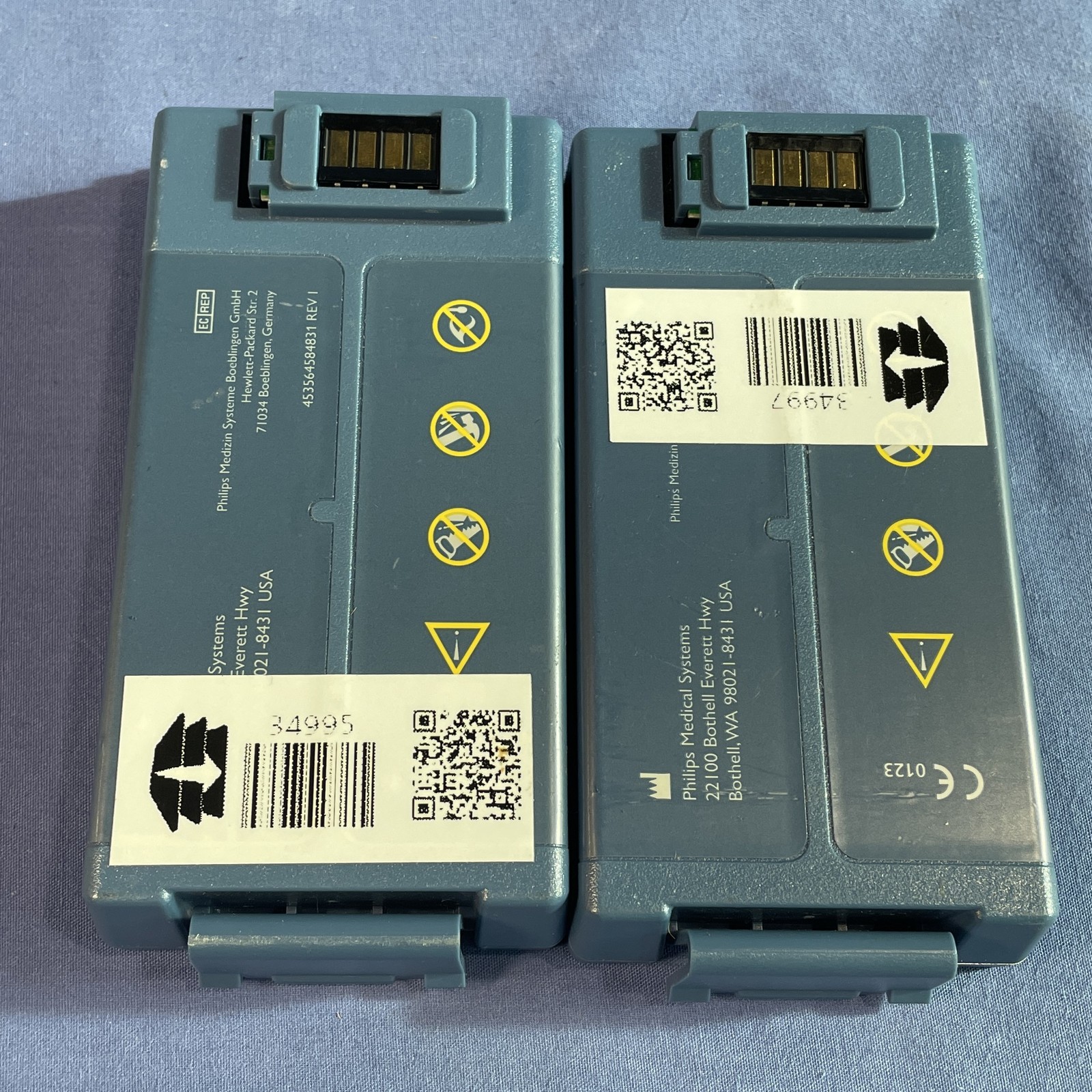 (2) Philips M5070A HeartStart FRx Batteries Install before 2025-05, 2025-01