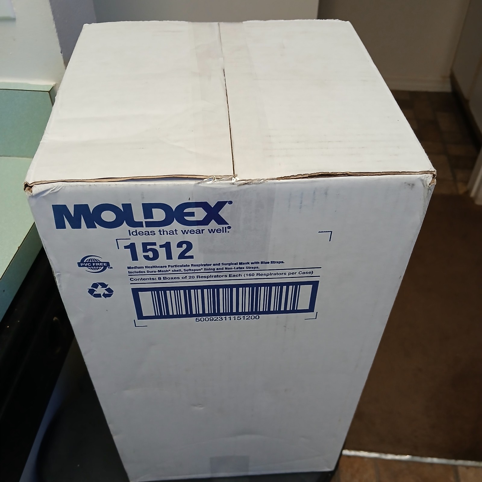 Moldex N95 Respirator surgical Masks Case of 160 # 1512 Medium Exp. Date 03/2026