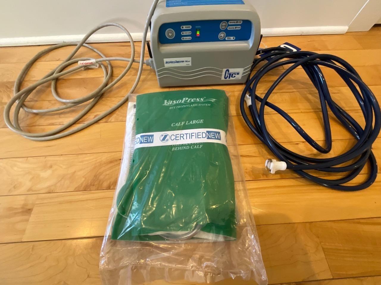 VasoPress Supreme Mini Pump w/ VP501M Large Calf Garment 18″ VP500DM DVT
