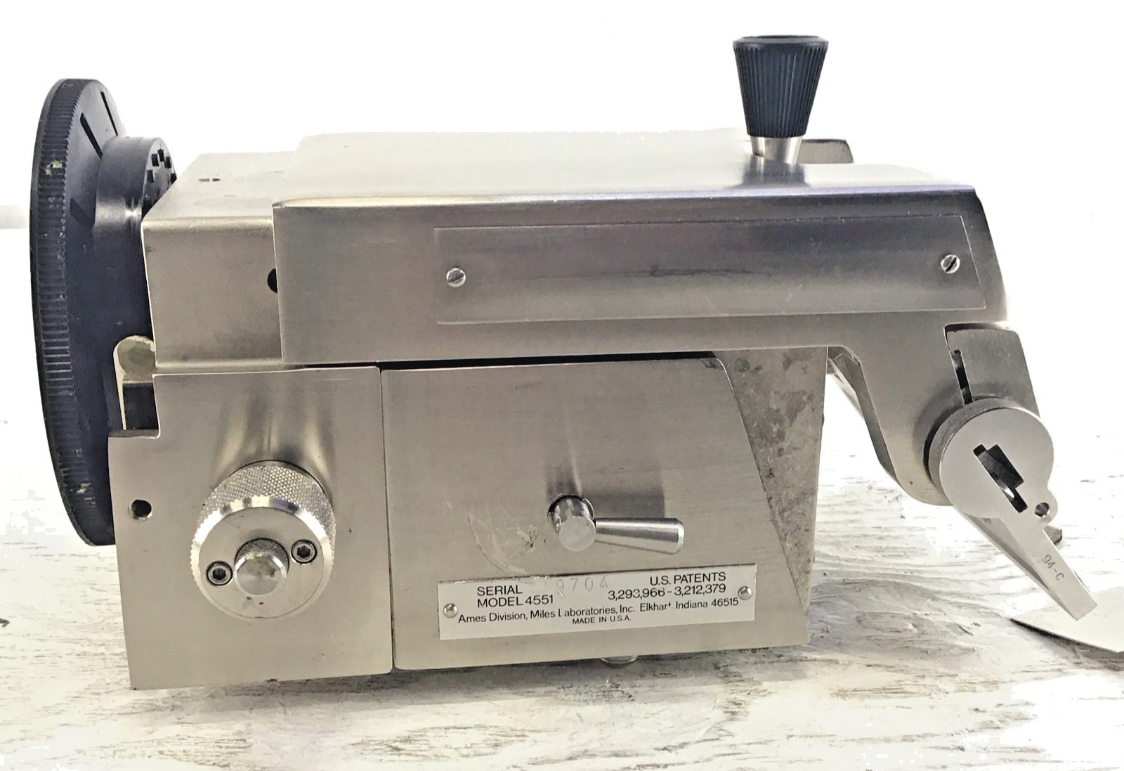 Ames Company 4551 Tissue-Tek Sakura Cryostat Microtome w/ Knife Holder