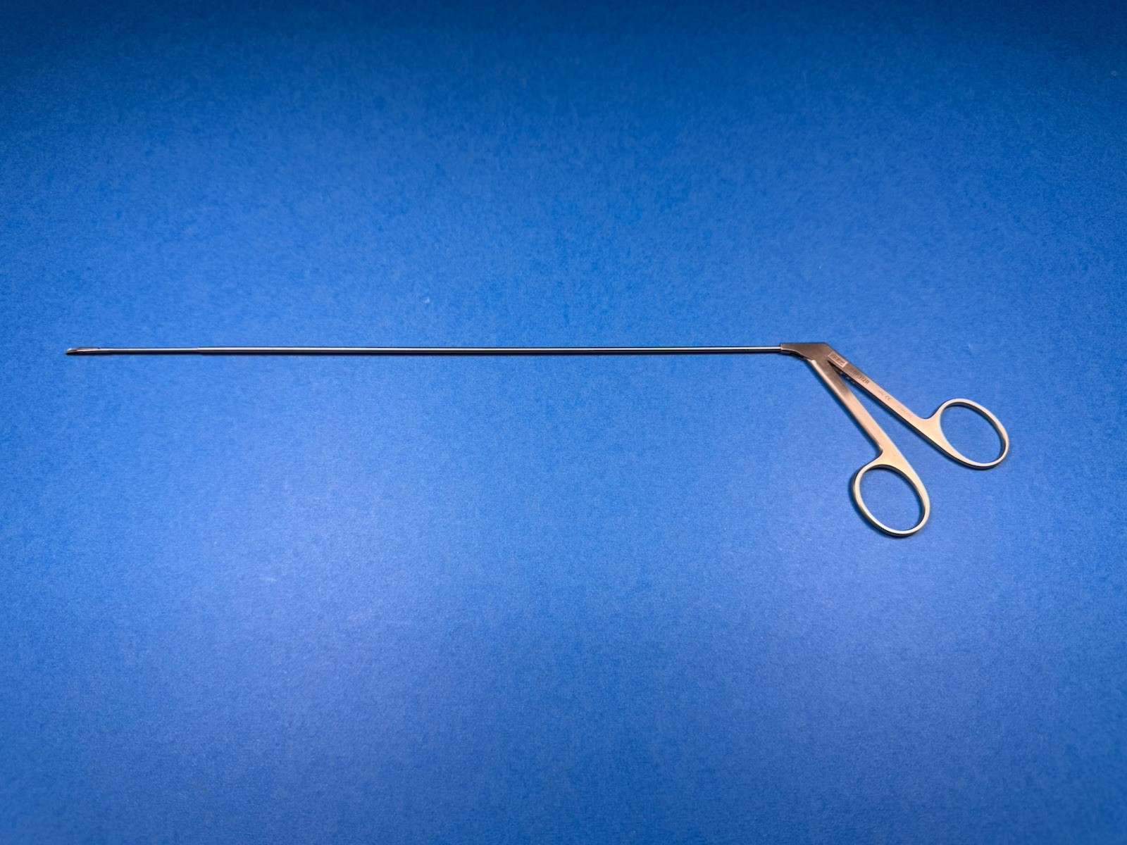 Aesculap OP312R Laryngeal Micro Scissors – Curved Right