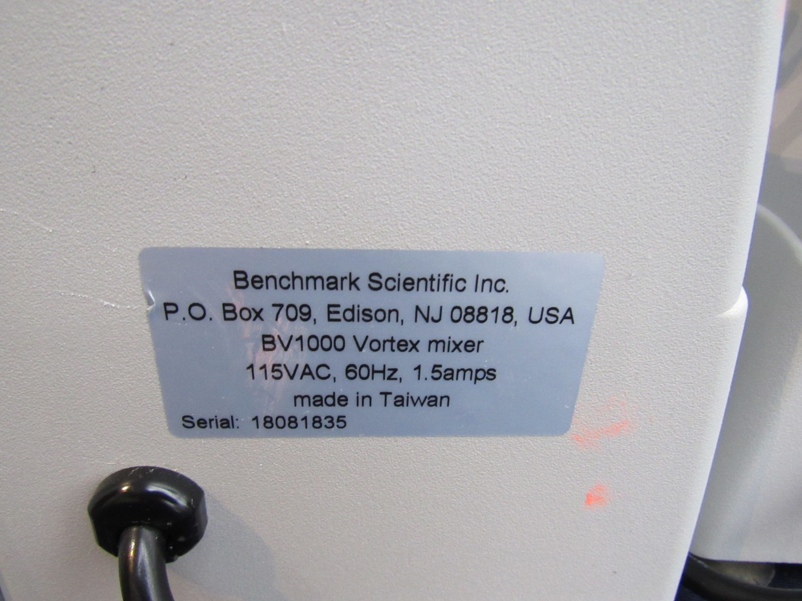 Benchmark Scientific Model BV1000 Mini Vortex Mixer with multi tube top