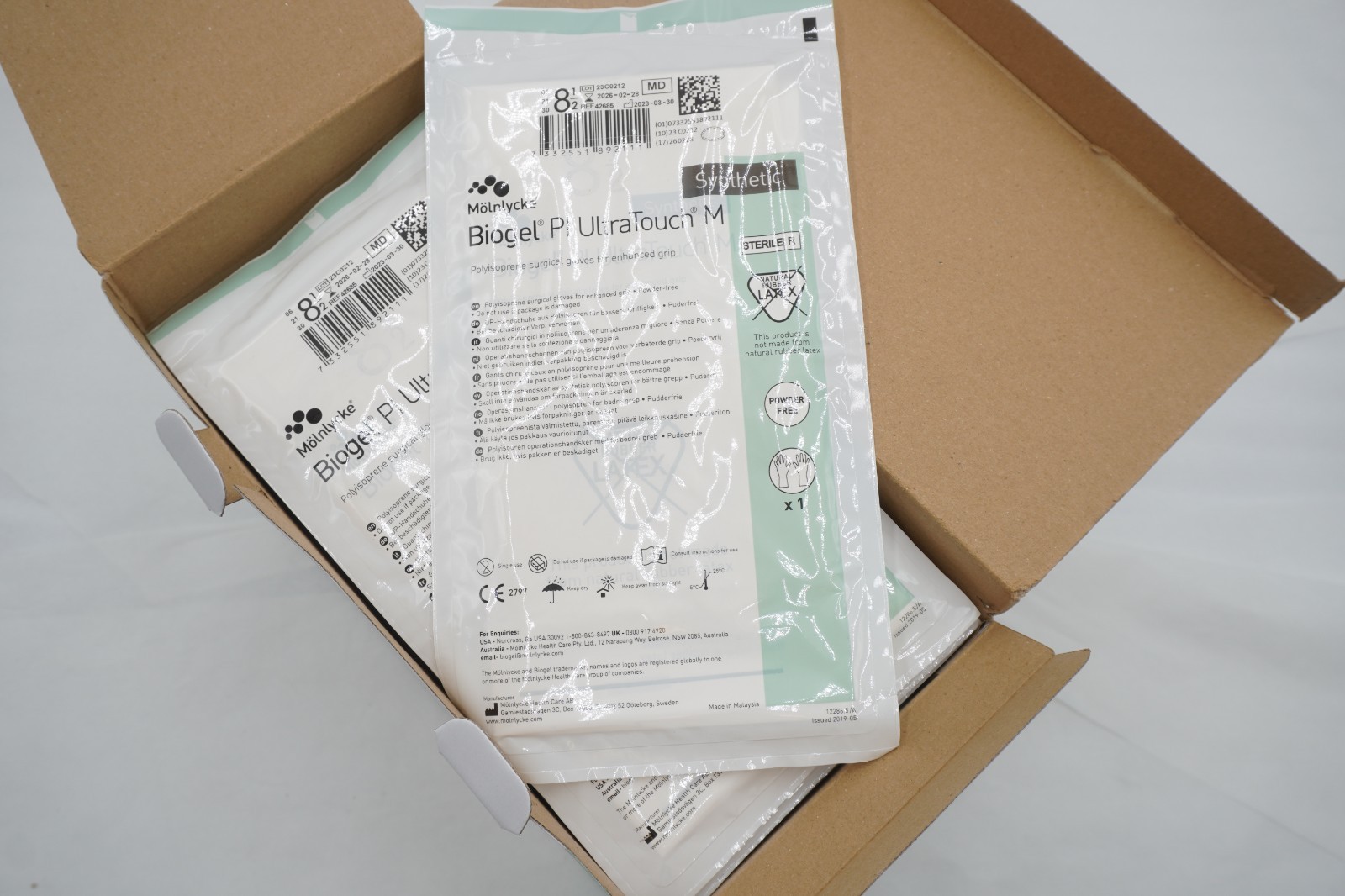 Molnlycke 42685 Biogel PI Ultratouch M Gloves Box/50 Size 8 1/2 Exp 02/2026