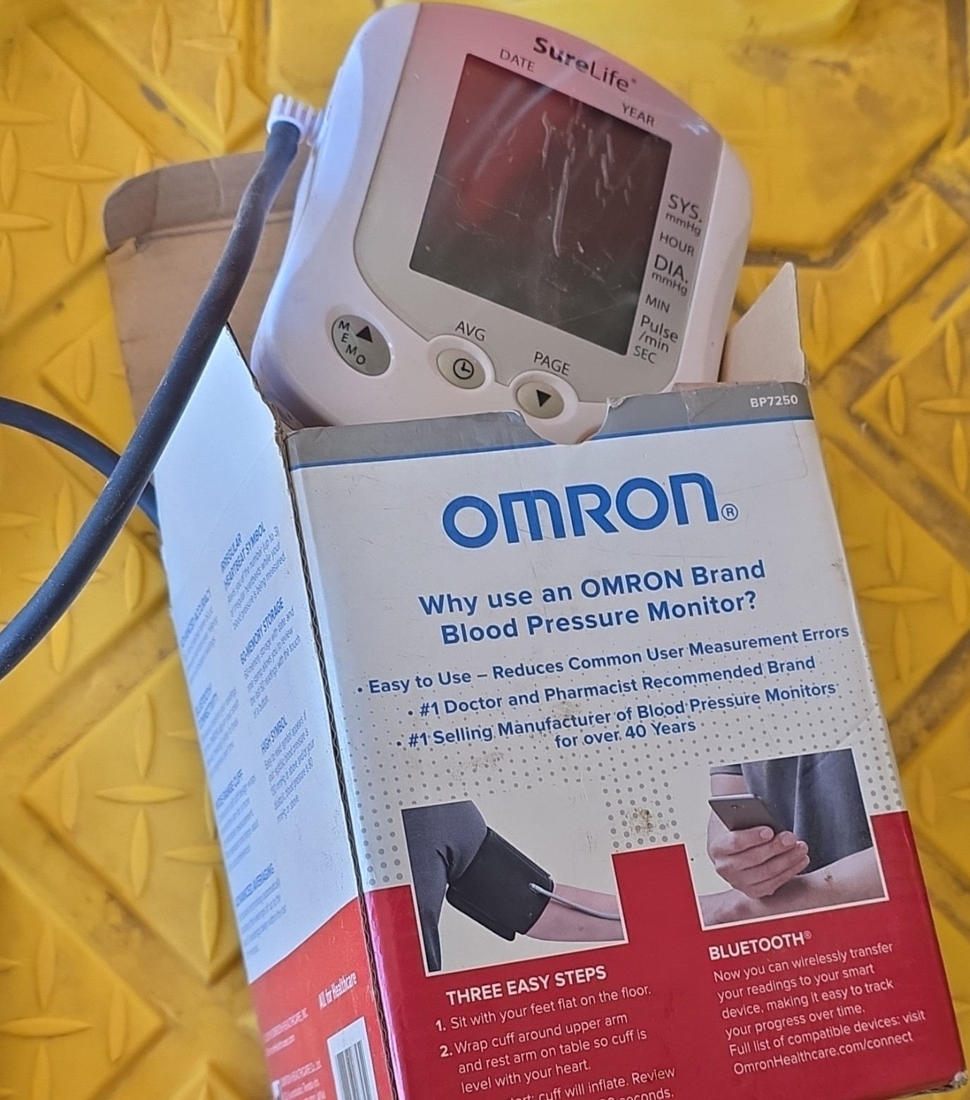 Omron SL-BA202V Arm-Type Digital Automatic BP Monitor w/ Universal Cuff 9-17″