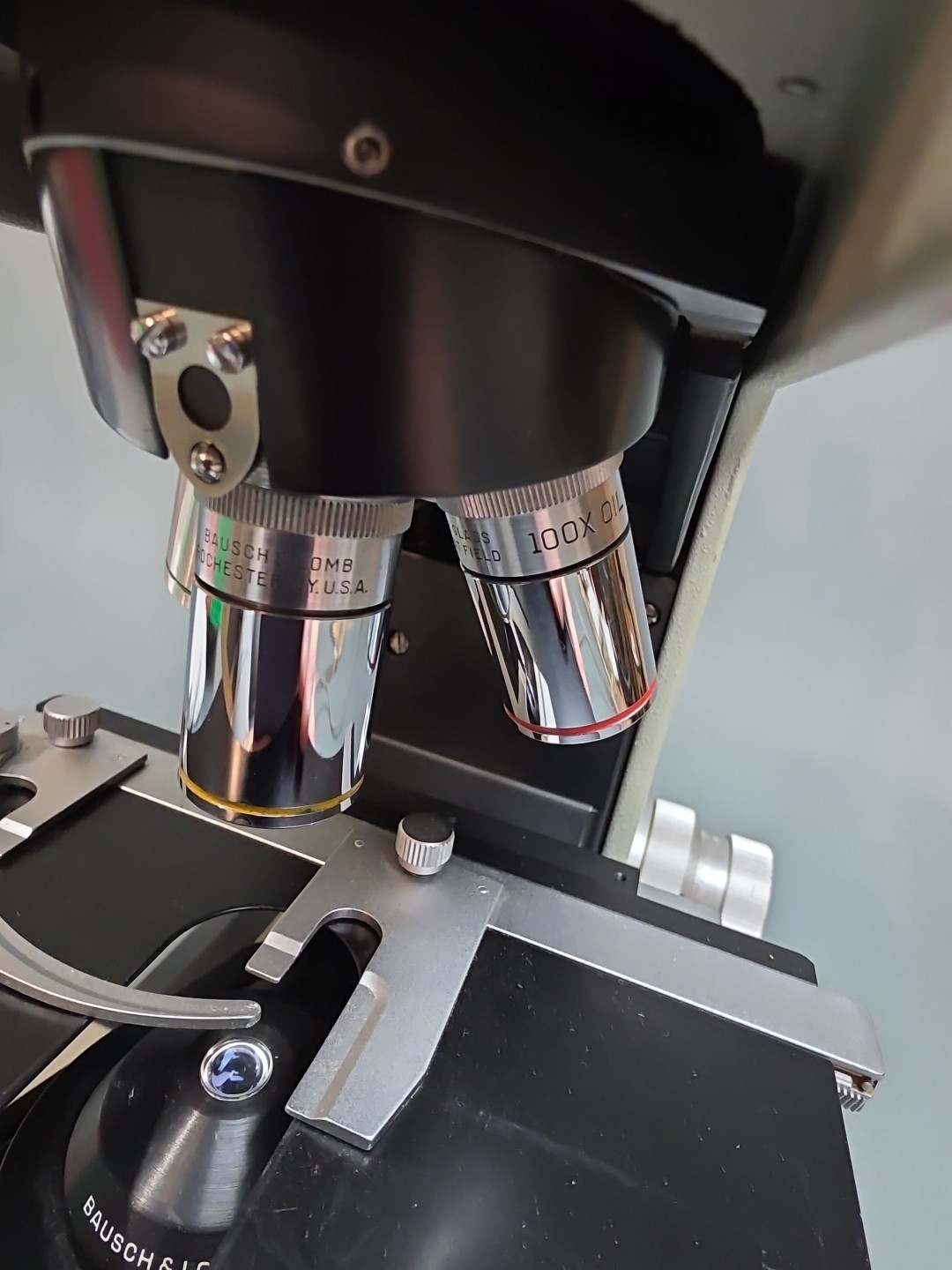 Bausch and Lomb Balplan Binocular Microscope – 5x 10x 40x 100x Objectives