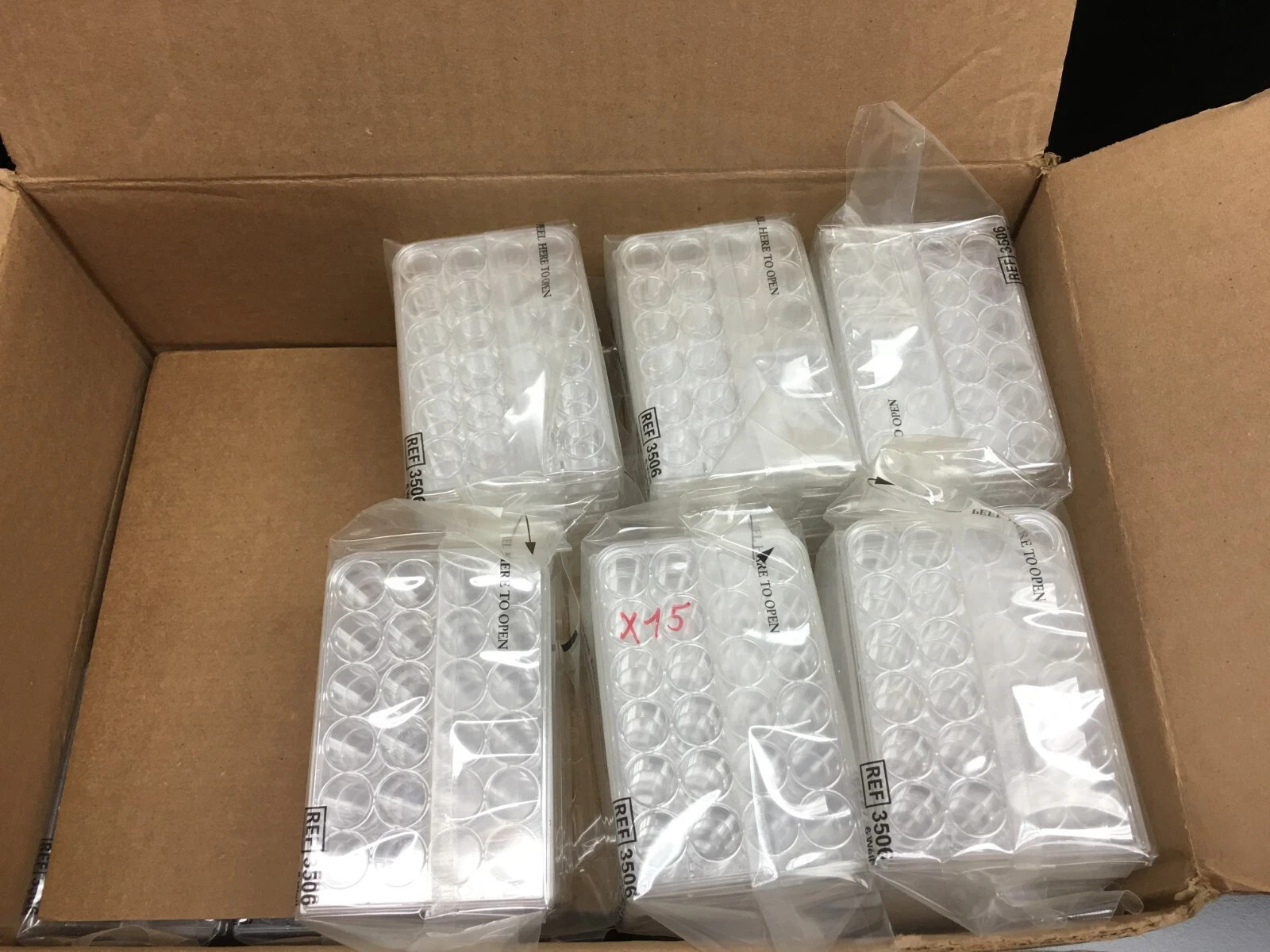 Costar Corning REF 3527 Multiple Well Plates 24 Well 15 Packs
