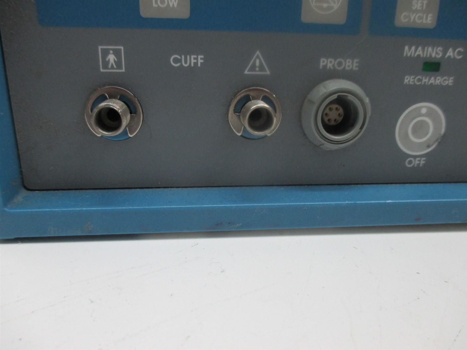 Johnson & Johnson Dinamap XL 9340 Vital Signs Monitor Critikon Patient Unit