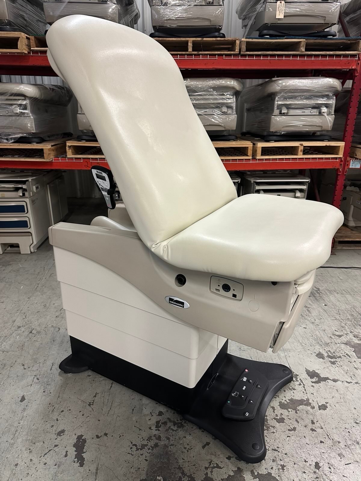 Midmark 625 Barrier-Free Power Exam Table, Wireless Controls, Warranty, 650lb