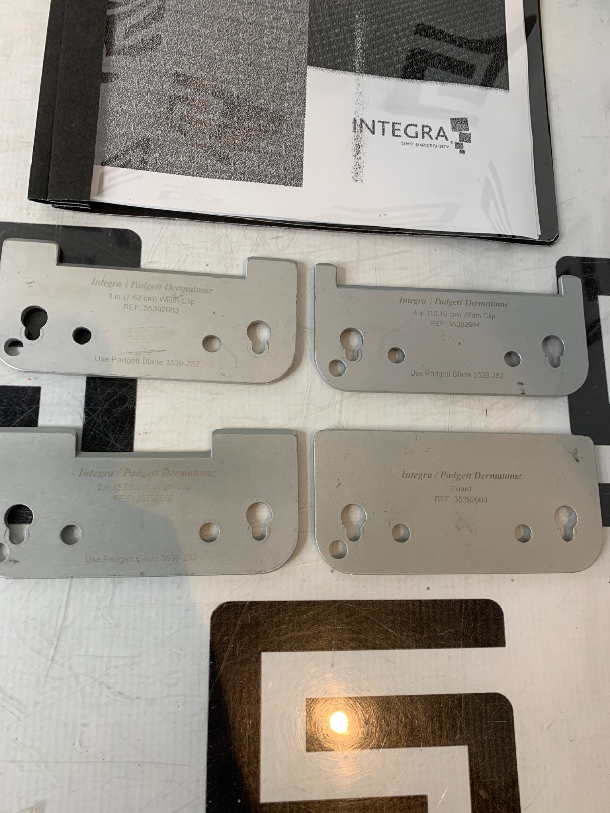 Integra Padgett Dermatome Model S Electric – Power Supply & Guards WARRANTY 2022