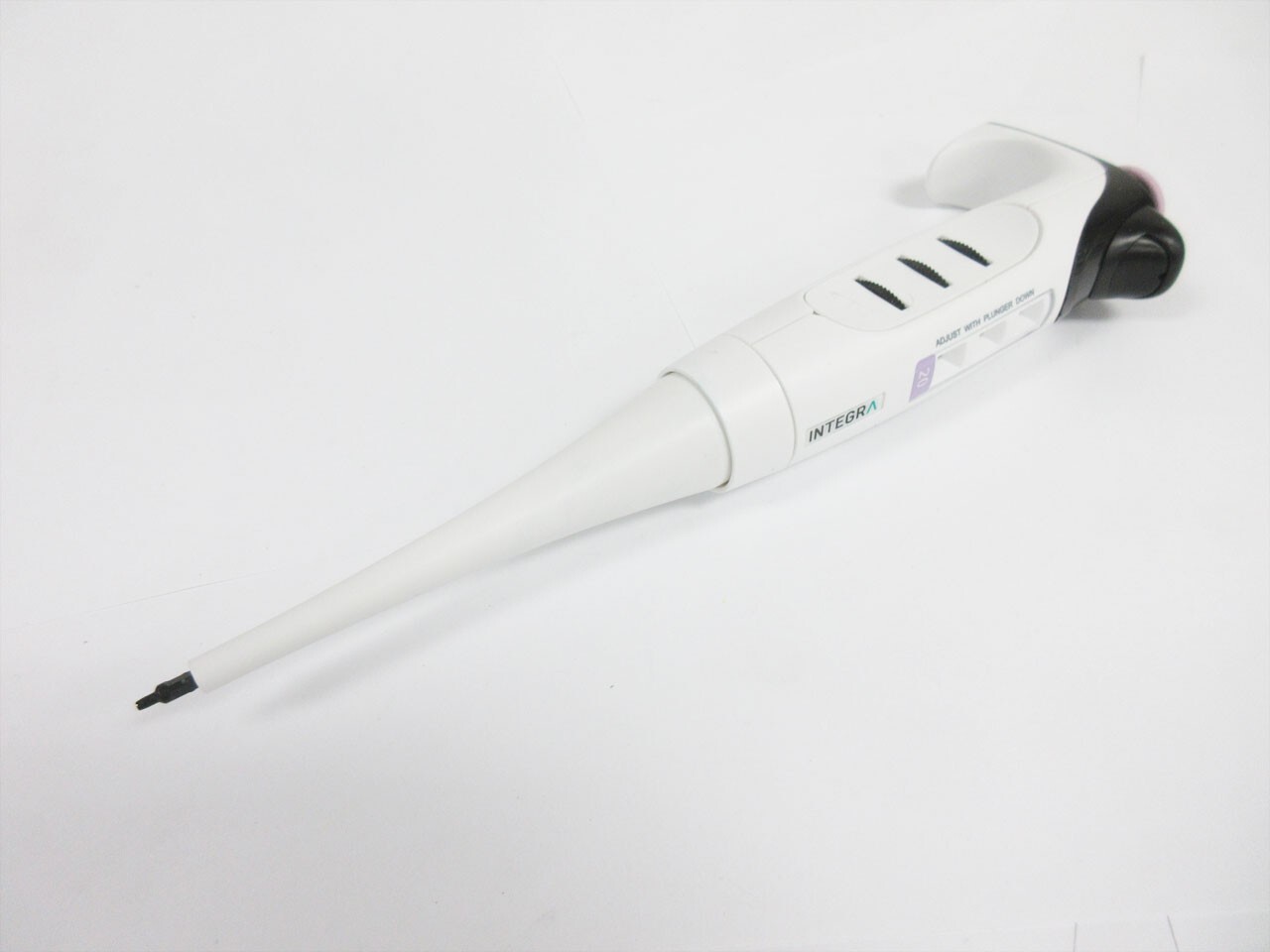 INTEGRA 3013 MANUAL PIPETTE 2 – 20 uL SINGLE CHANNEL UNIT