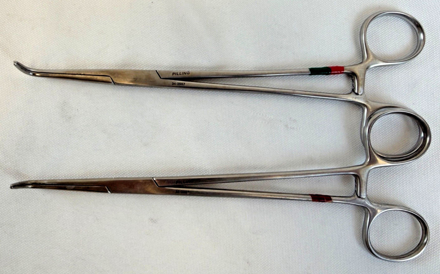 Pair of Pilling 34-2557 Kantrowitz Forceps Right Angle Serrated 1.75″ Tip x 2mm