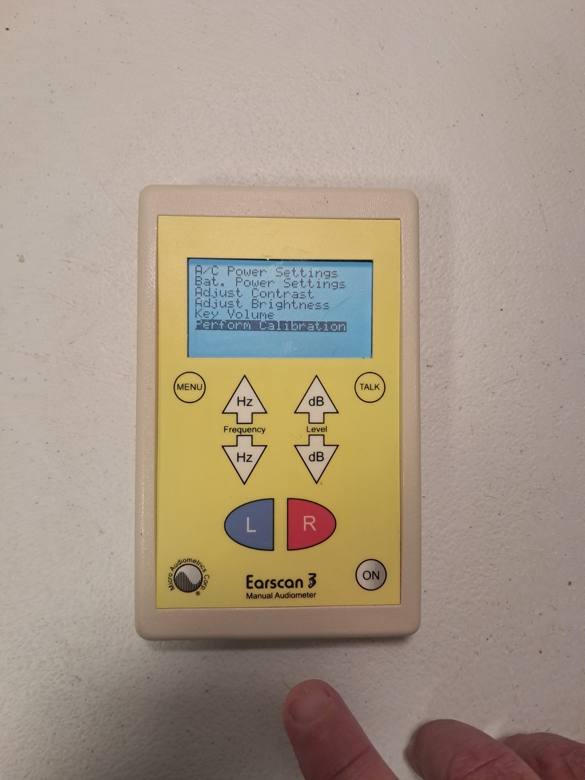 Micro Audiometrics Earscan 3 Screening Audiometer – Headphones not included