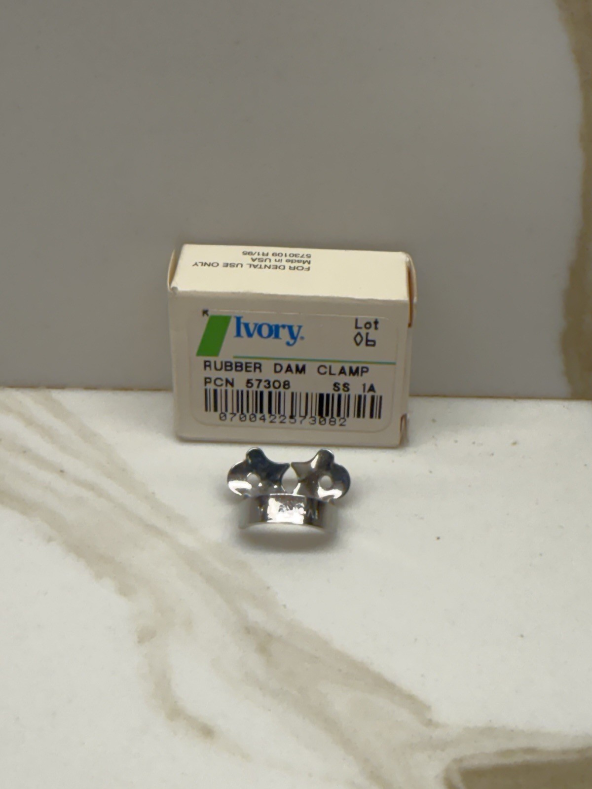 CLAMP IVORY KULZER WINGED METAL RUBBER DAM # 1A BOX OF 3 UNITS, USA