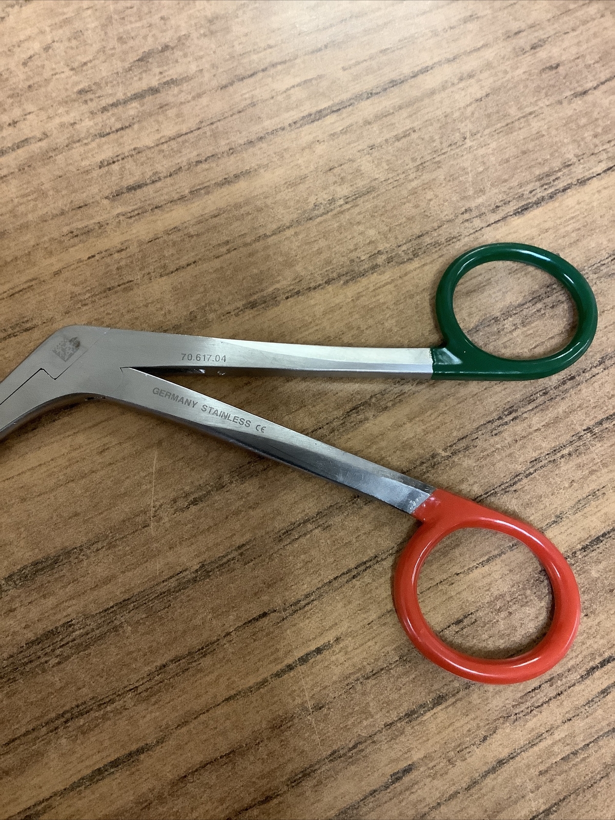 American Medical Stainless Steel Grasping Forceps | 70.617.04