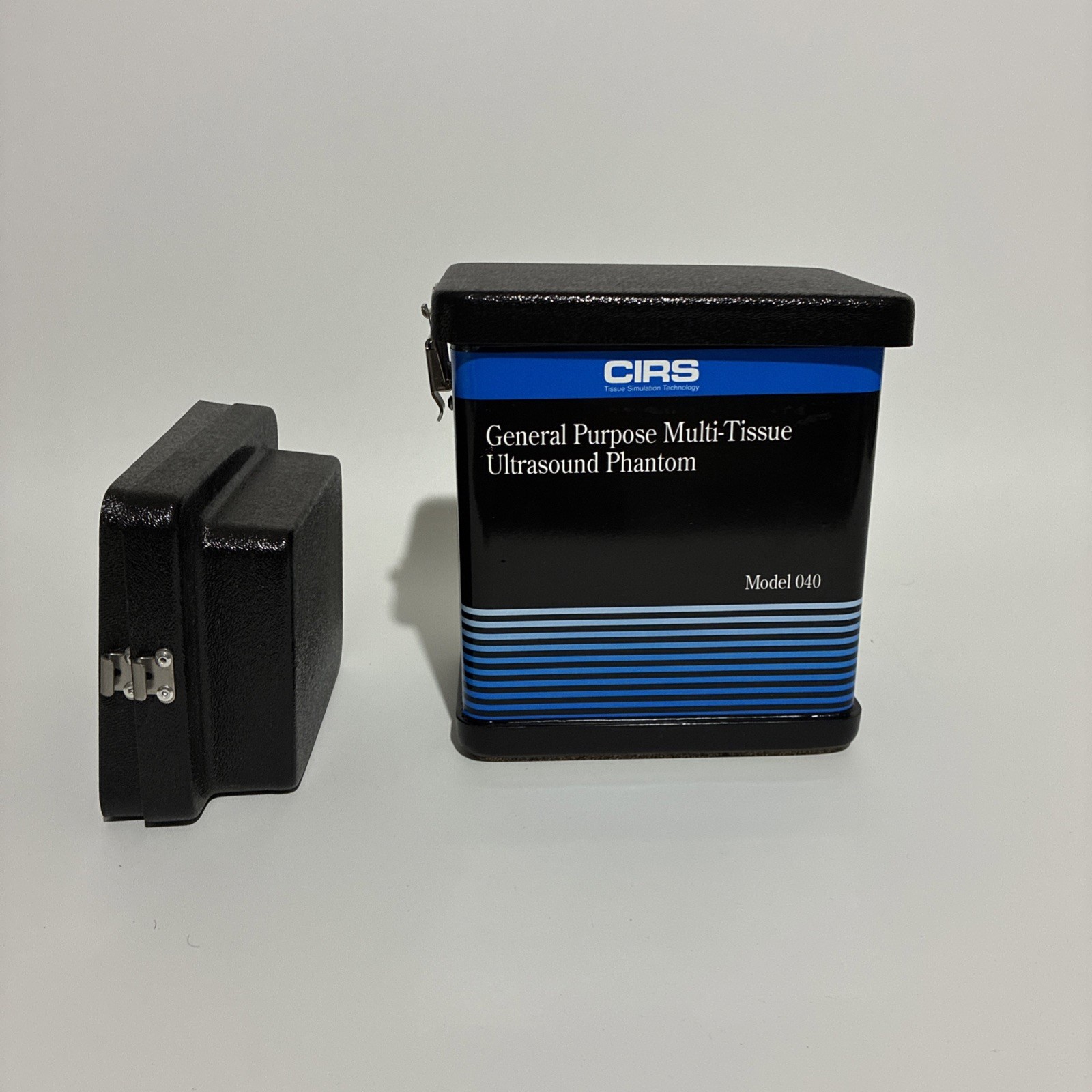 CIRS 040GSE Multi-Purpose Multi-Tissue Ultrasound Phantom w/ Carry Case