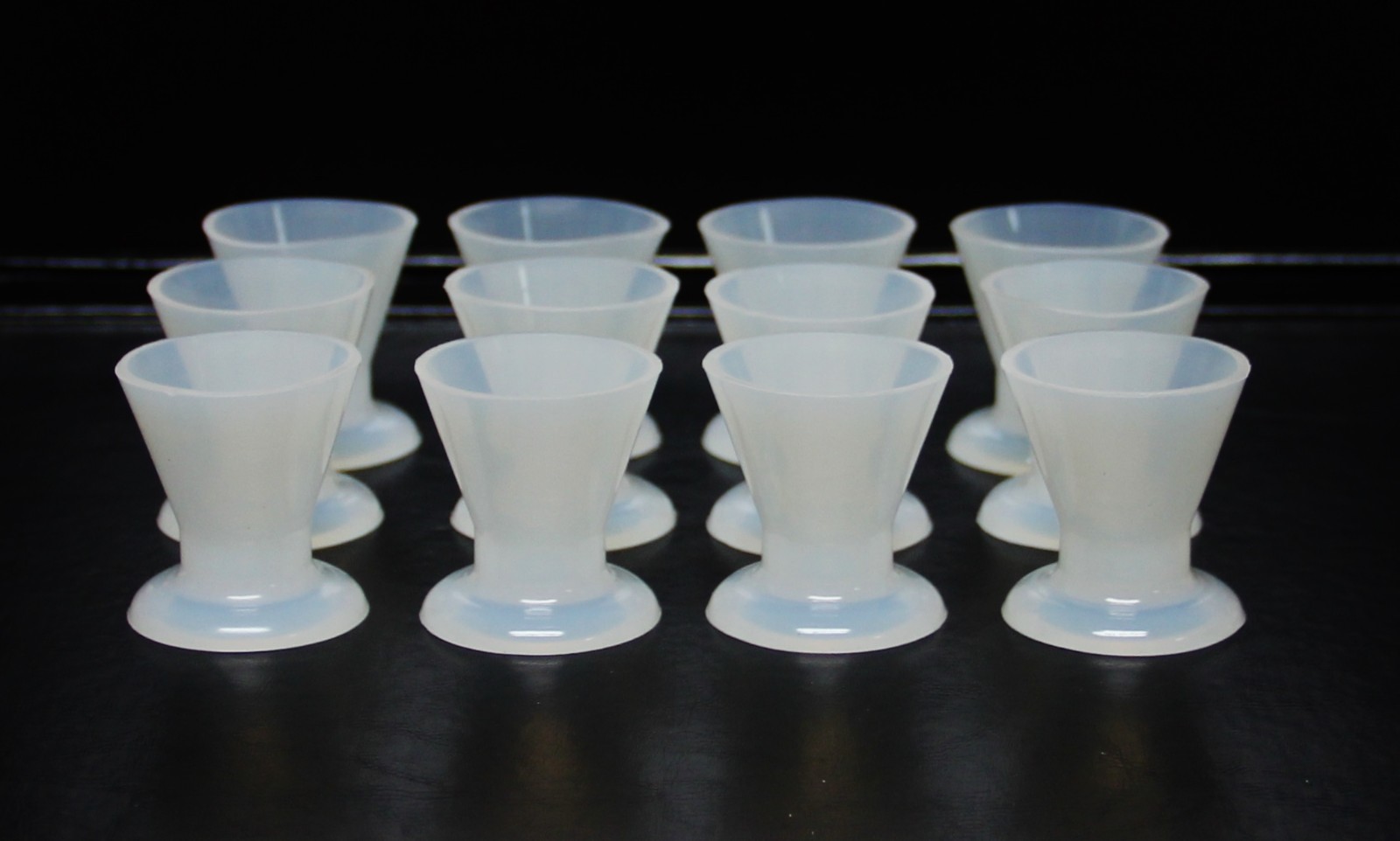 DENTAL LAB FLEXIBLE SILICONE DAPPEN DISH MIXING BOWL CUP 12ml No.3 – 12pc/Bag