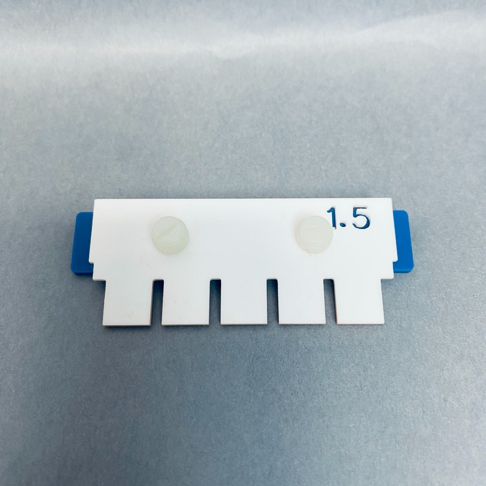 Hoefer Gel Electrophoresis 5 Tooth Comb 1.5 mm Thickness Lot of 3 Combs