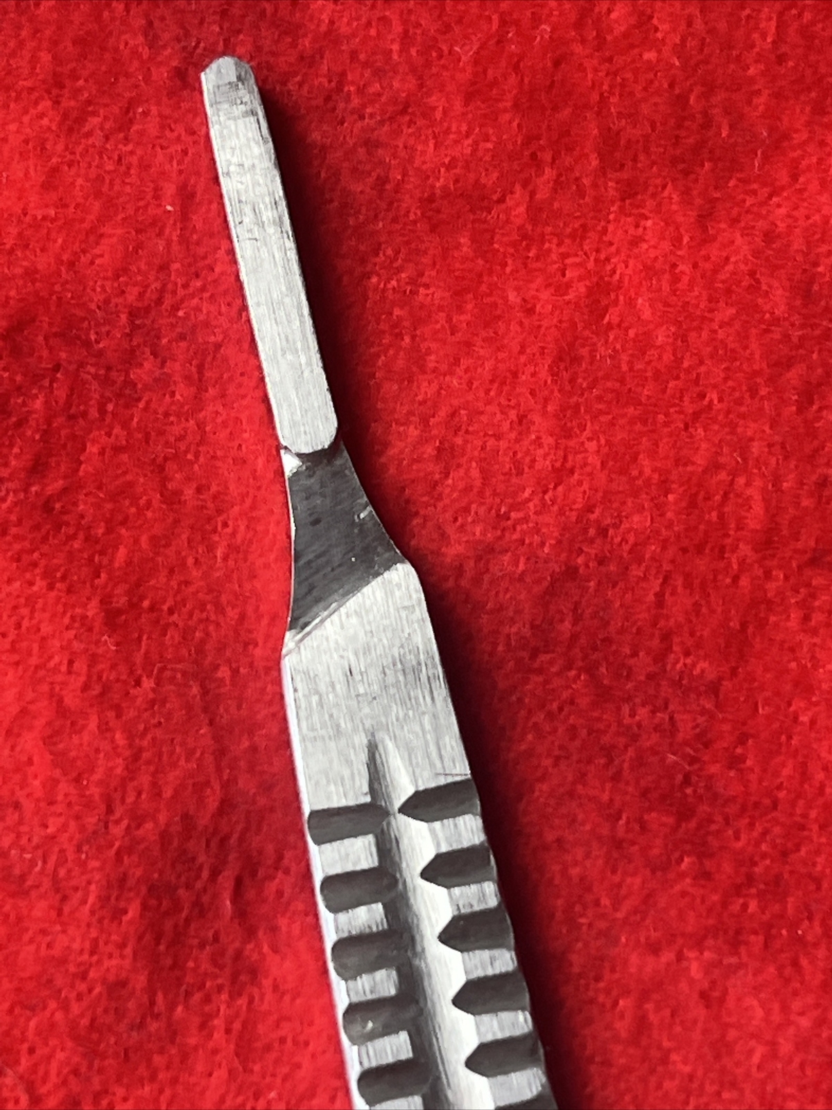 5-1/2″ STAINLESS STEEL SURGICAL SCALPEL HANDLE #4 (t68)
