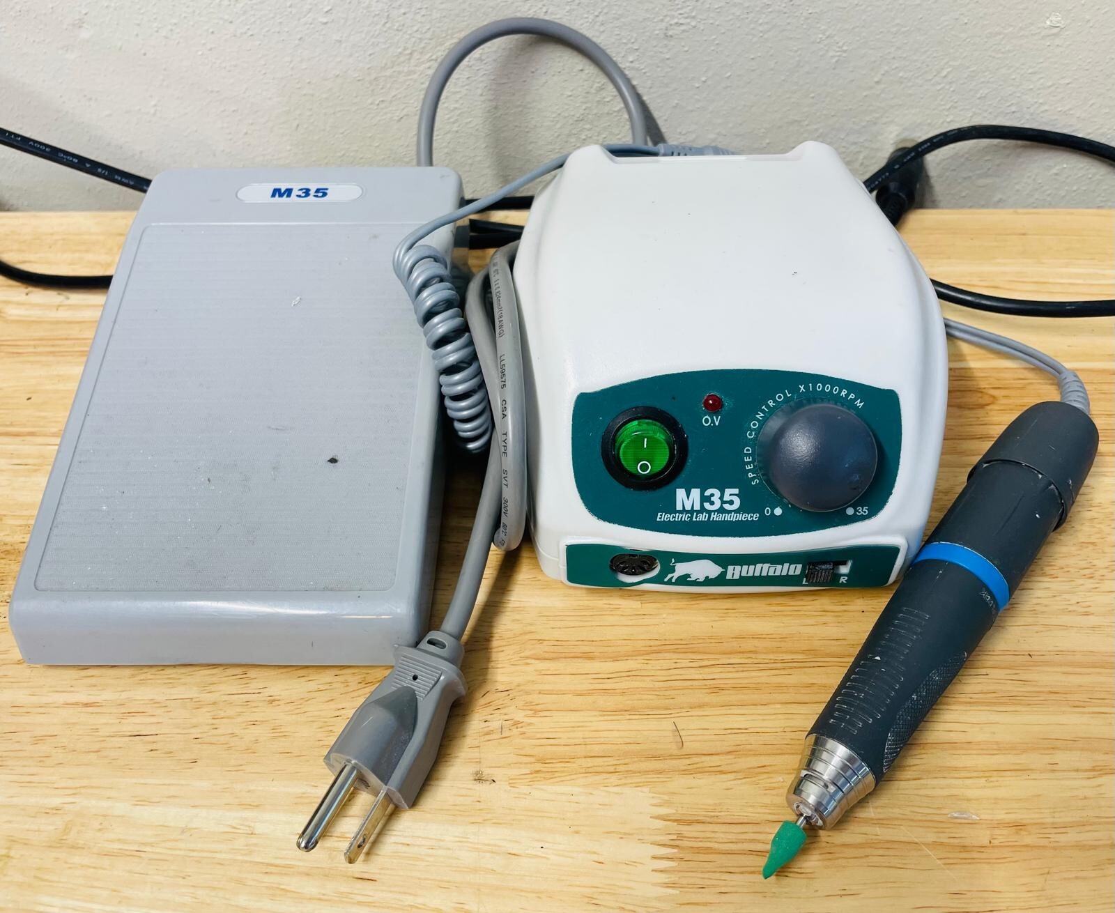 FOR PARTS – Buffalo Dental 38120 M35 Electric Handpiece System 120V/220V AC