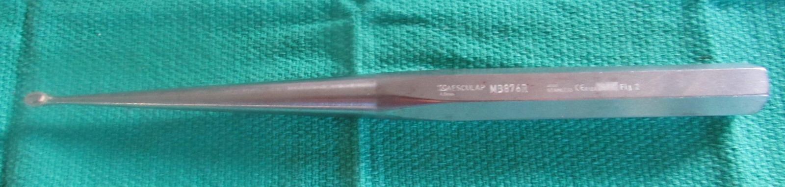 Aesculap MB876R Brun Bone Curette Straight 9″ (230mm) 4.9 mm Stainless Steel