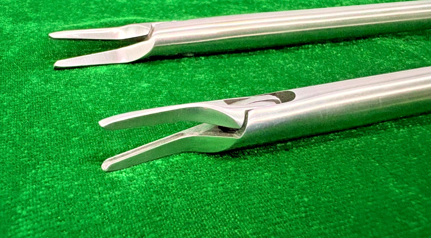 2pc Laparoscopic Clip Applicator Single Action LT300/LT400 10mmx330mm Reusable