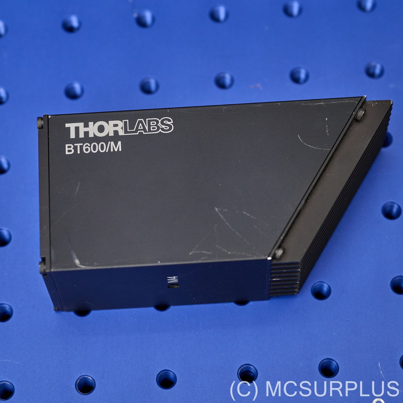 Thorlabs BT600/M Beam Trap, 200 nm – 3 µm, 80 W Max Avg. Power, CW Only, M4 Tap
