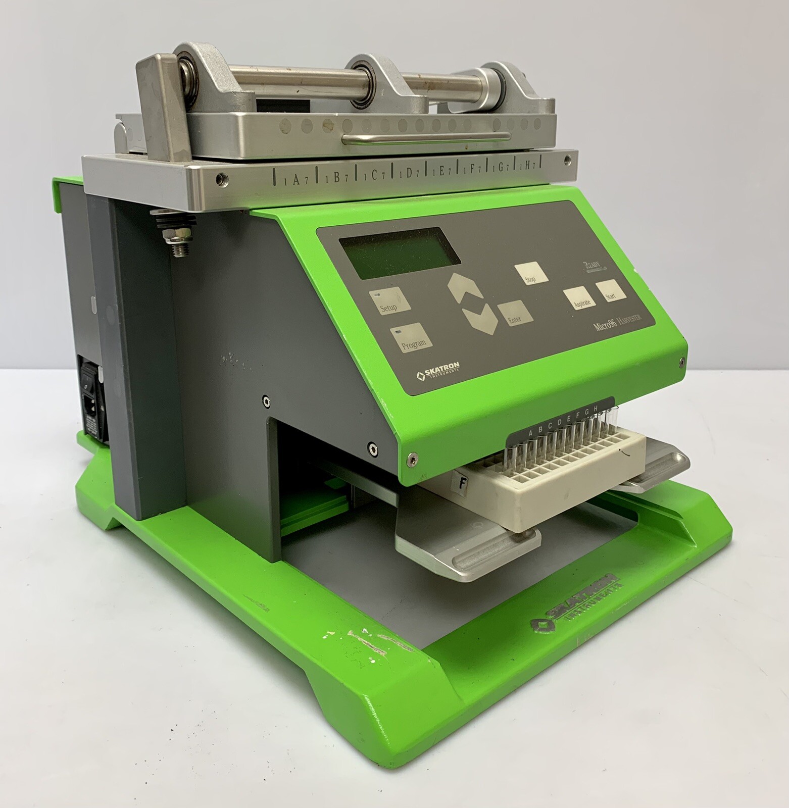 Skatron Instruments Micro96 Harvester 96 Micro Cell Harvester 110V 150W 50/60Hz