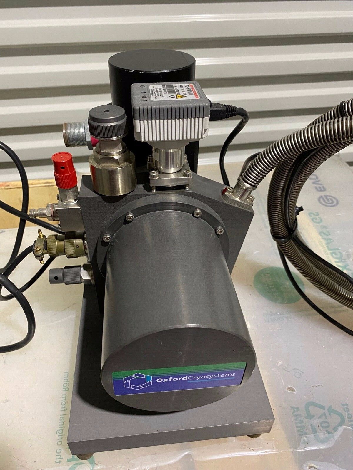 Oxford Cryosystems Cobra Controller with pump